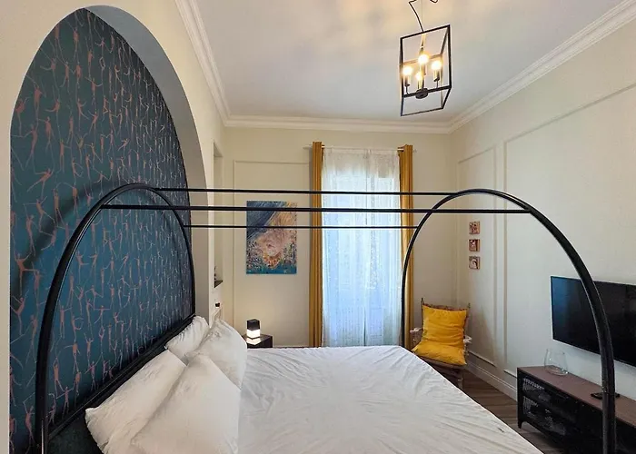 Apartment Wine Stay, Relaxation And Style In *